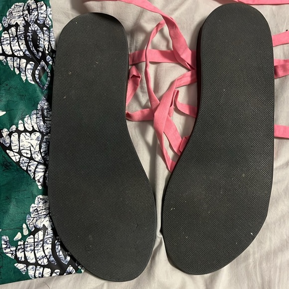 Sseko ribbon sandals. Size 8. - Picture 3 of 4